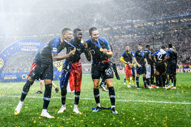 更用她的努 更用她的努